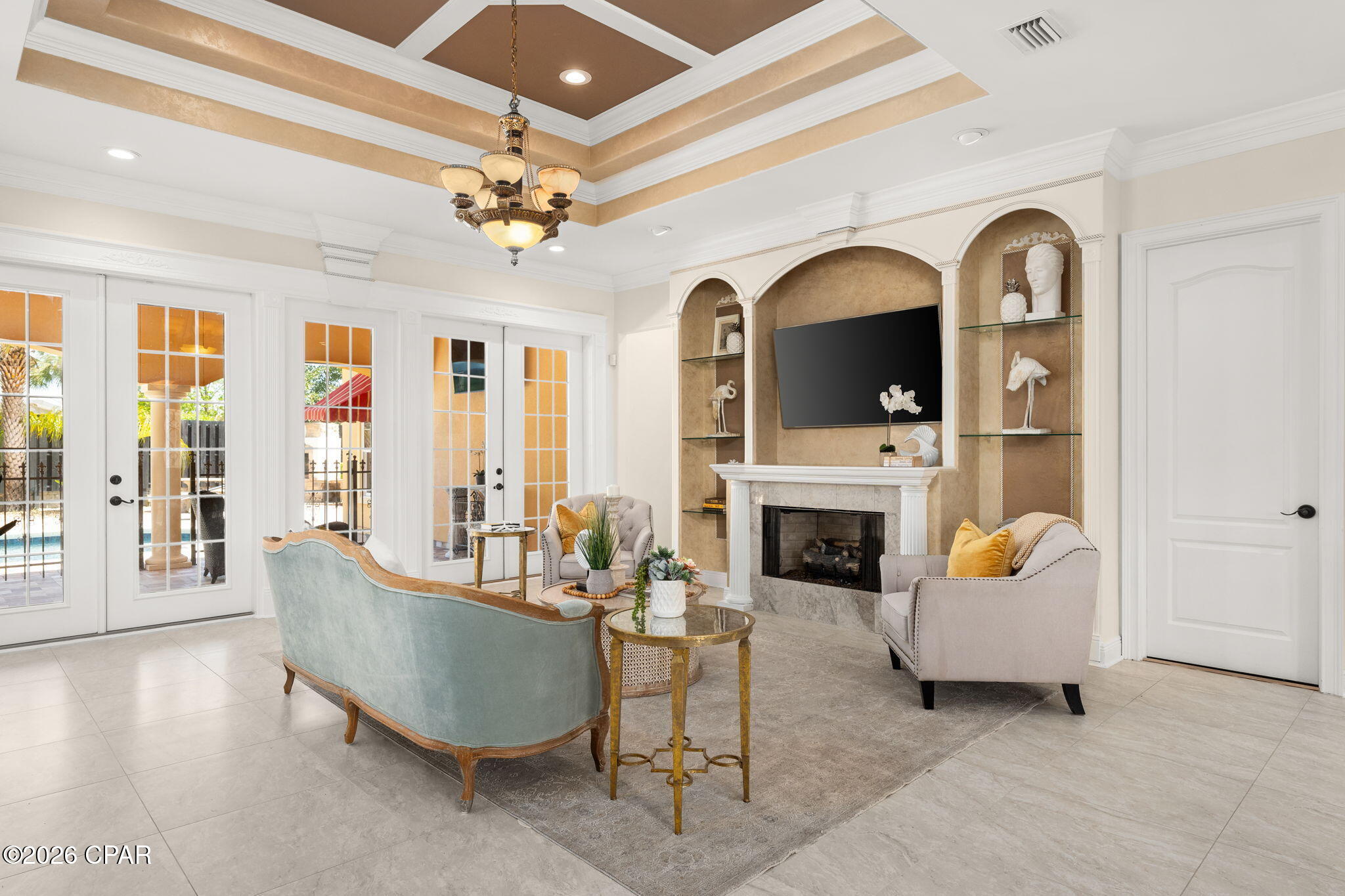 Image 4 For 102 Royal Palm Boulevard