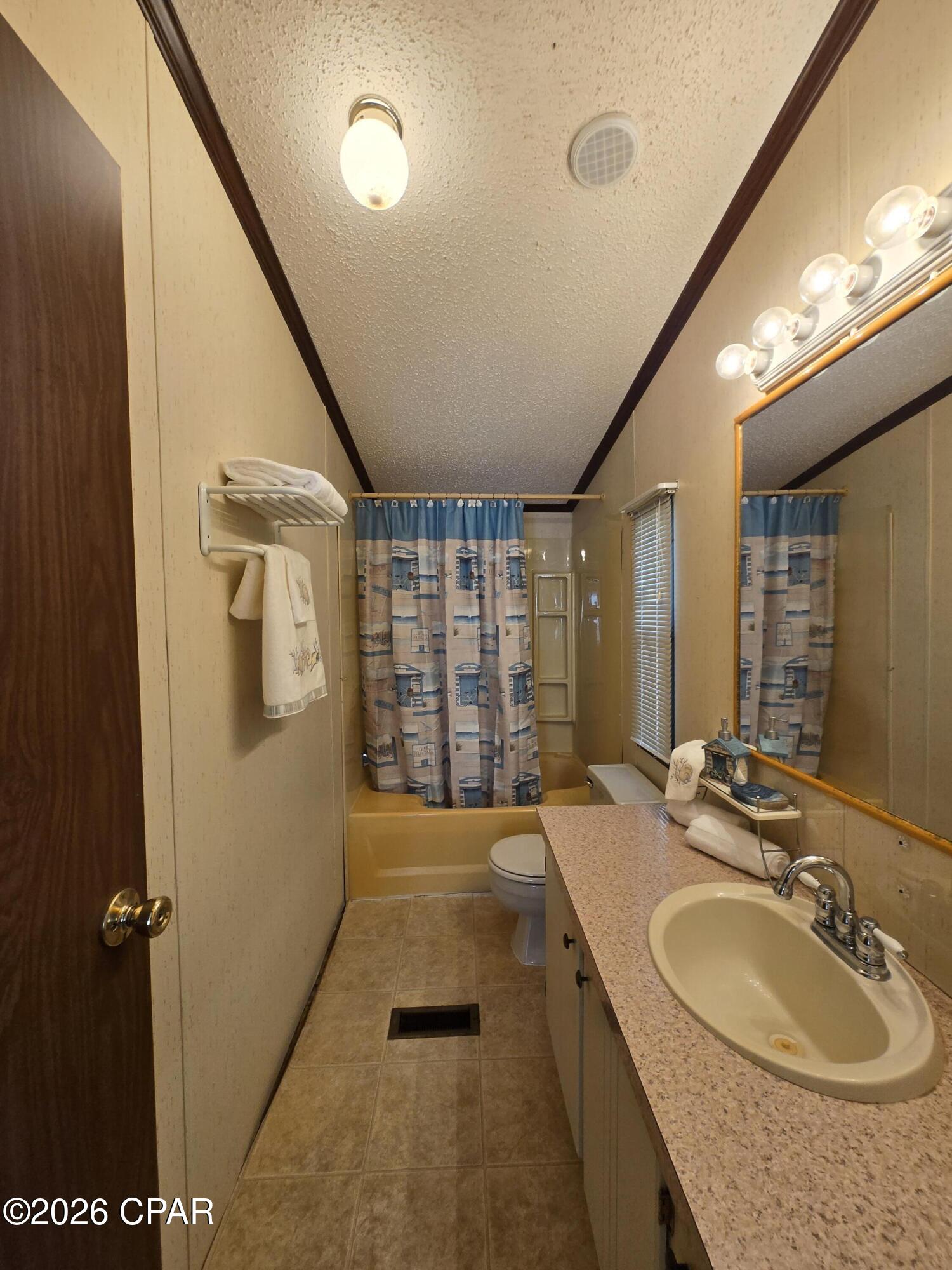 Image 28 For 307 Carol Place