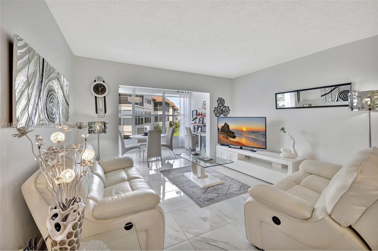 Homes for sale in Lauderdale Lakes, FL | 4705 Nw 35Th St, Lauderdale Lakes, FL 33319