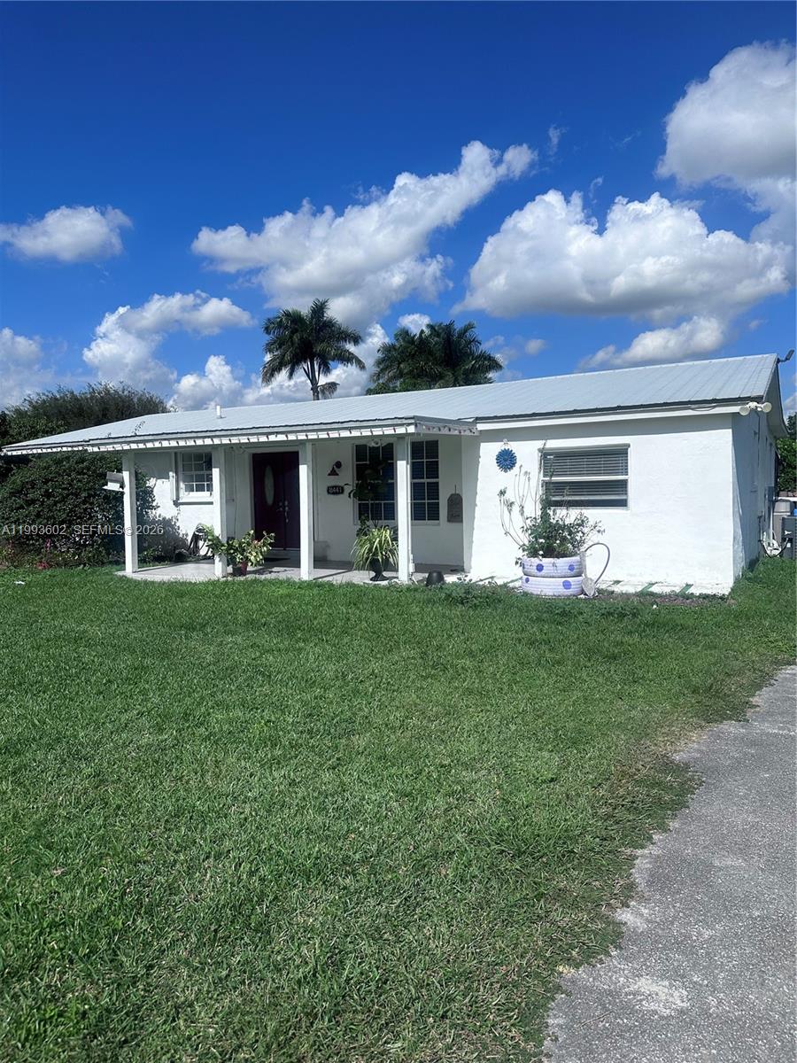 Real Estate Rental - 3 BR, 2 Bathroom HouseBeautiful 1.25-Acre Country Home Unincorporated Dade County Spacious and updated home featuring modern kitchen and bathrooms with a great open floor plan perfect for family living. Enjoy the peaceful country lifestyle with a chicken coop, pig pen, and lush avocado trees (owner retains harvest rights). Plenty of parking for landscaping trailers or work trucks. All utilities included water, electricity, and cable! Tenant responsible for landscaping and water filter maintenance. No credit check background/police record only. Owner is ready and motivated to rent this charming country​​‌​​​​‌​​‌‌​‌‌‌​​‌‌​‌‌‌​​‌‌​‌‌‌ retreat!