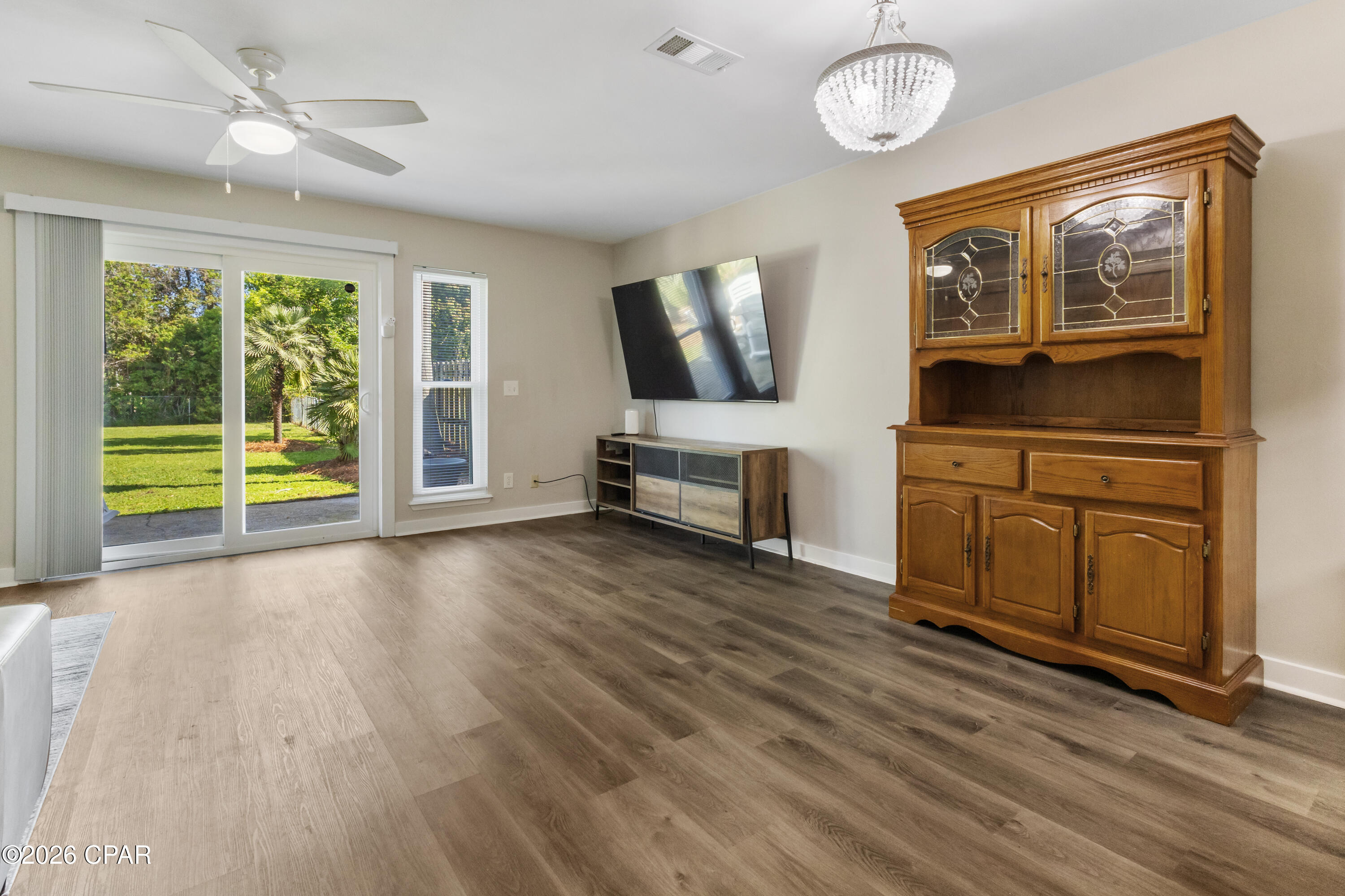 Image 6 For 1036 11th Court