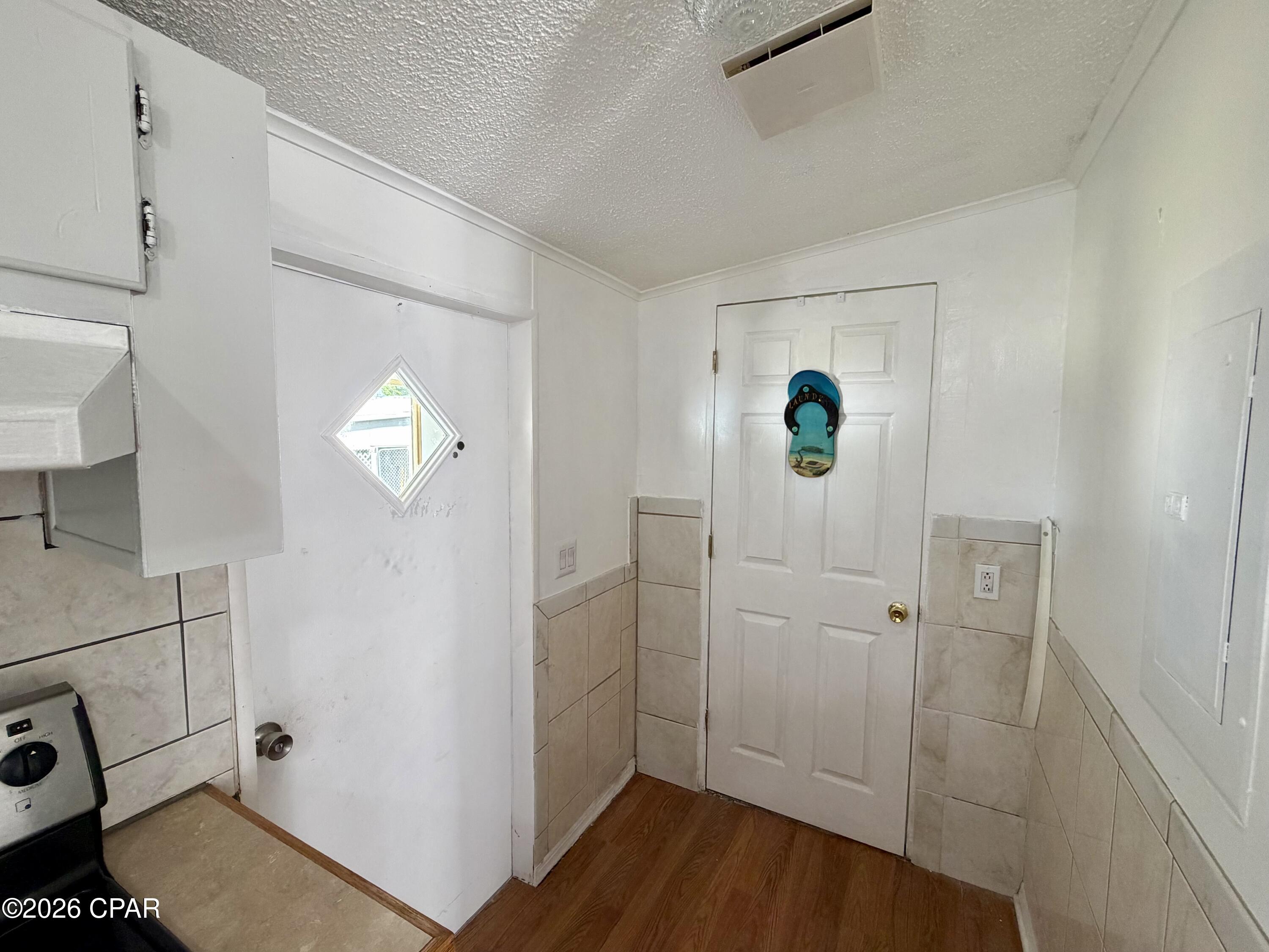 Image 15 For 625 Live Oak Lane