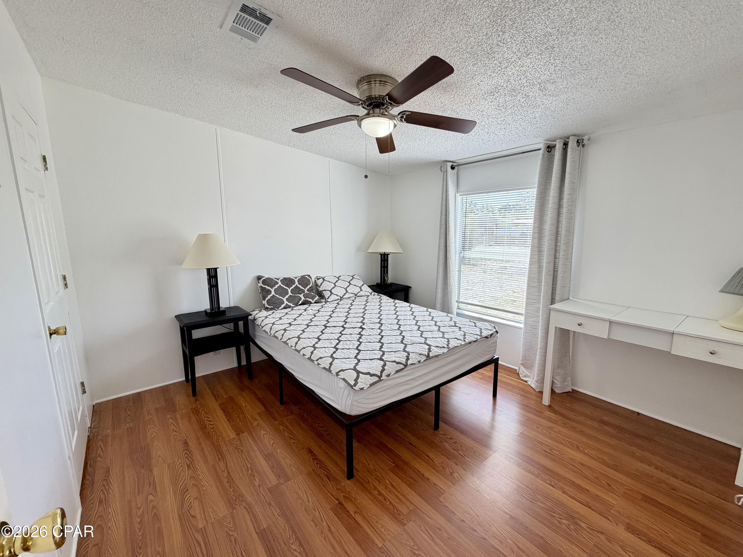 Image 16 For 625 Live Oak Lane