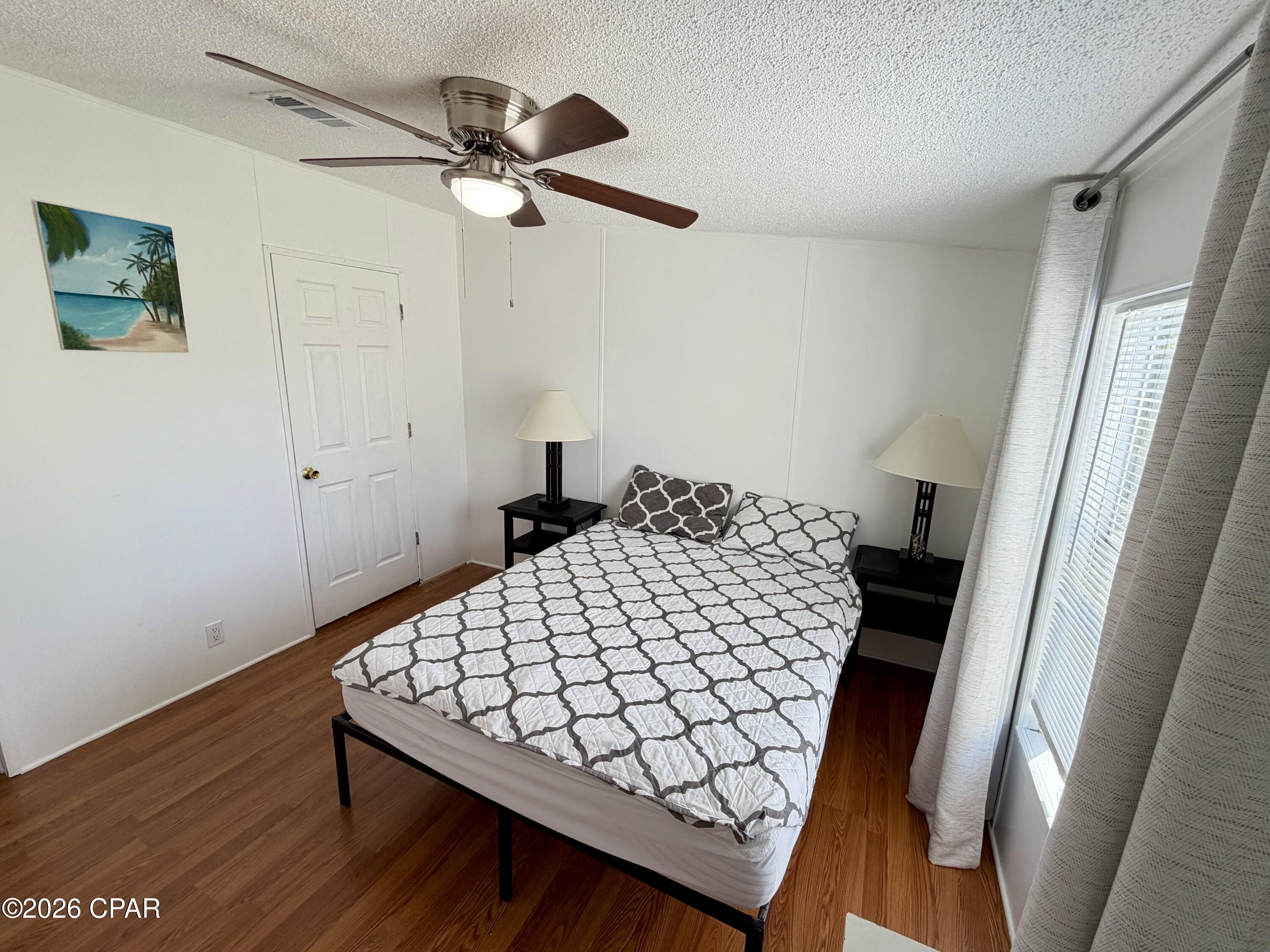 Image 17 For 625 Live Oak Lane