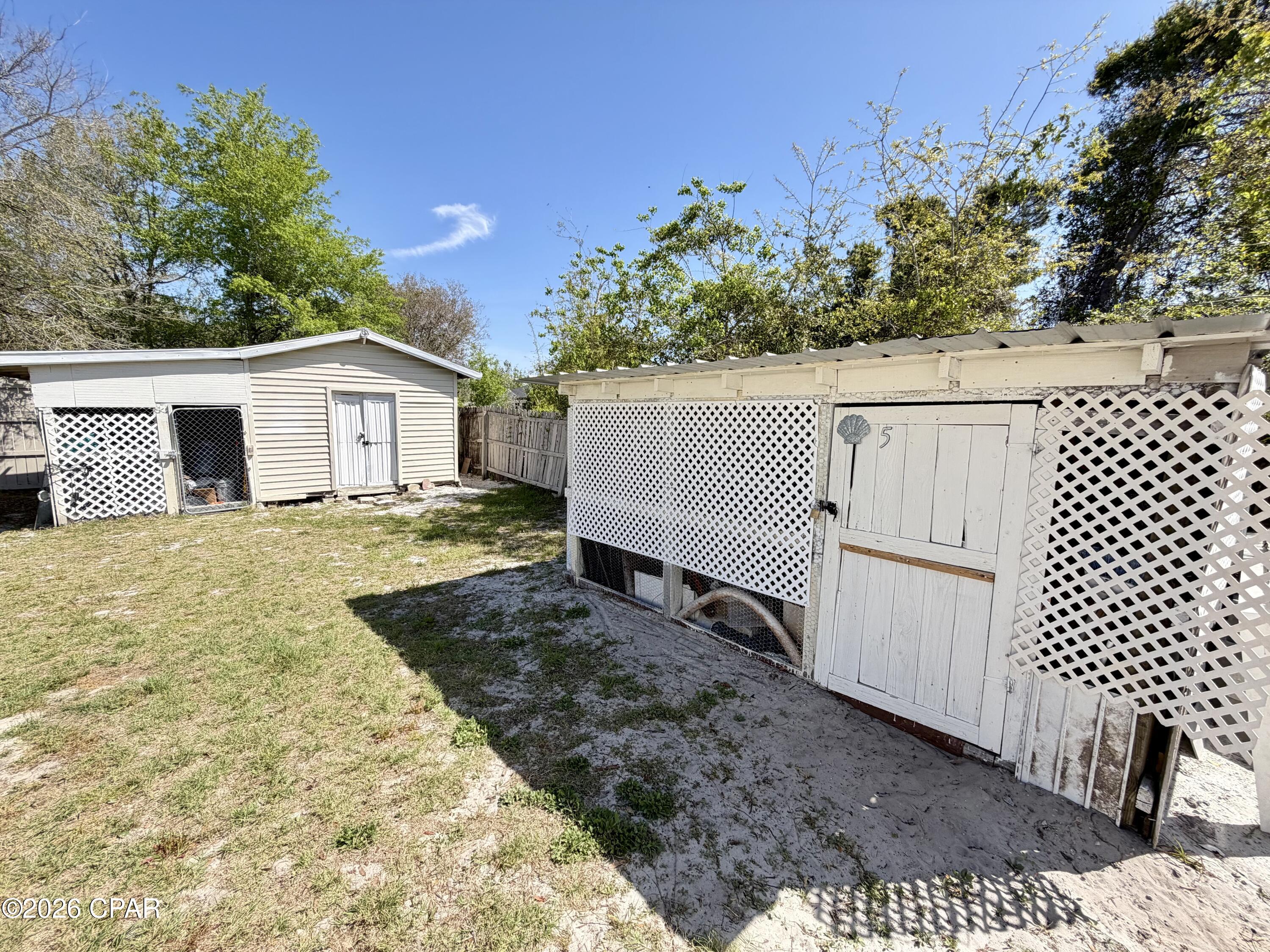 Image 33 For 625 Live Oak Lane