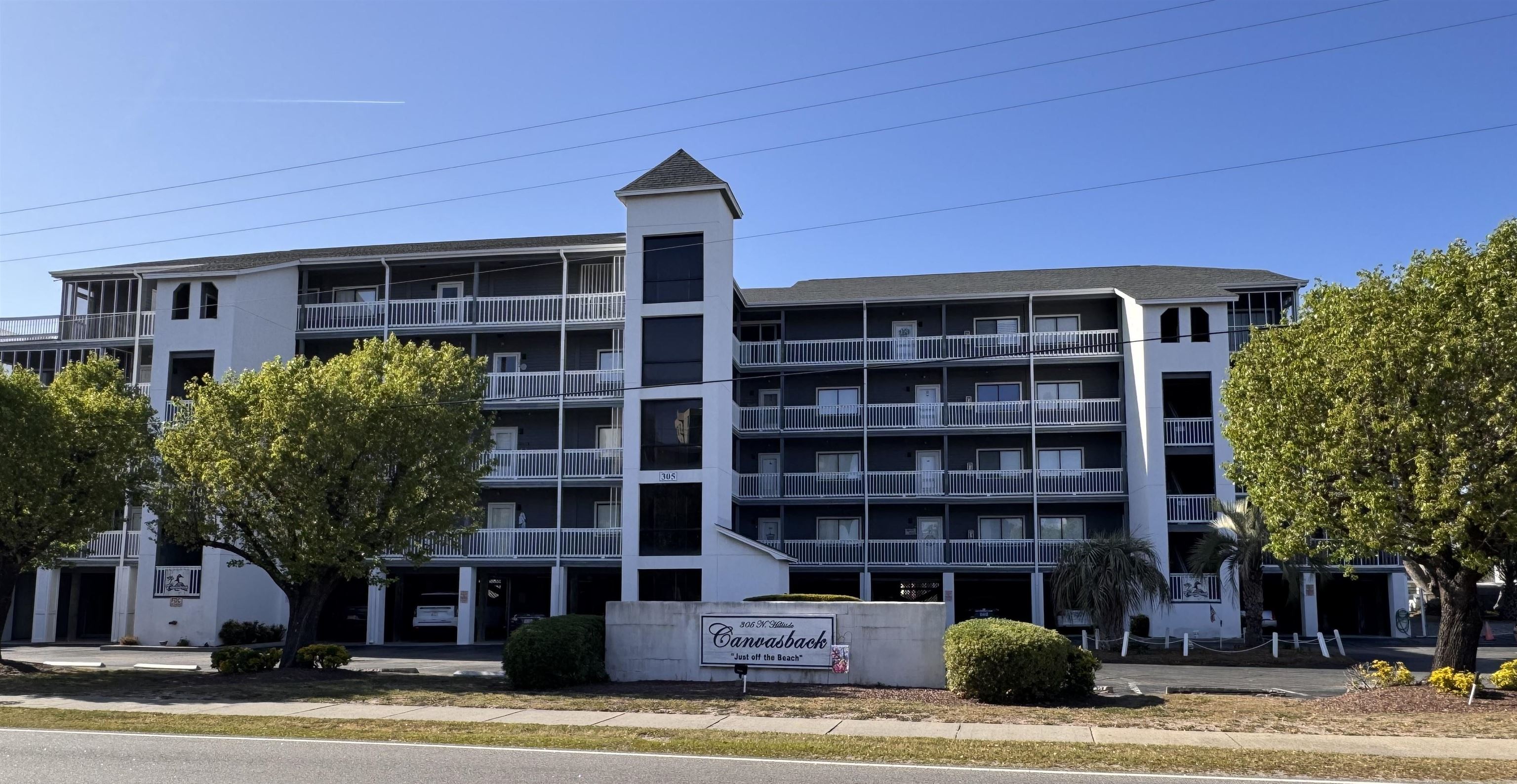 305 Hillside Dr. N UNIT #204 North Myrtle Beach, SC 29582