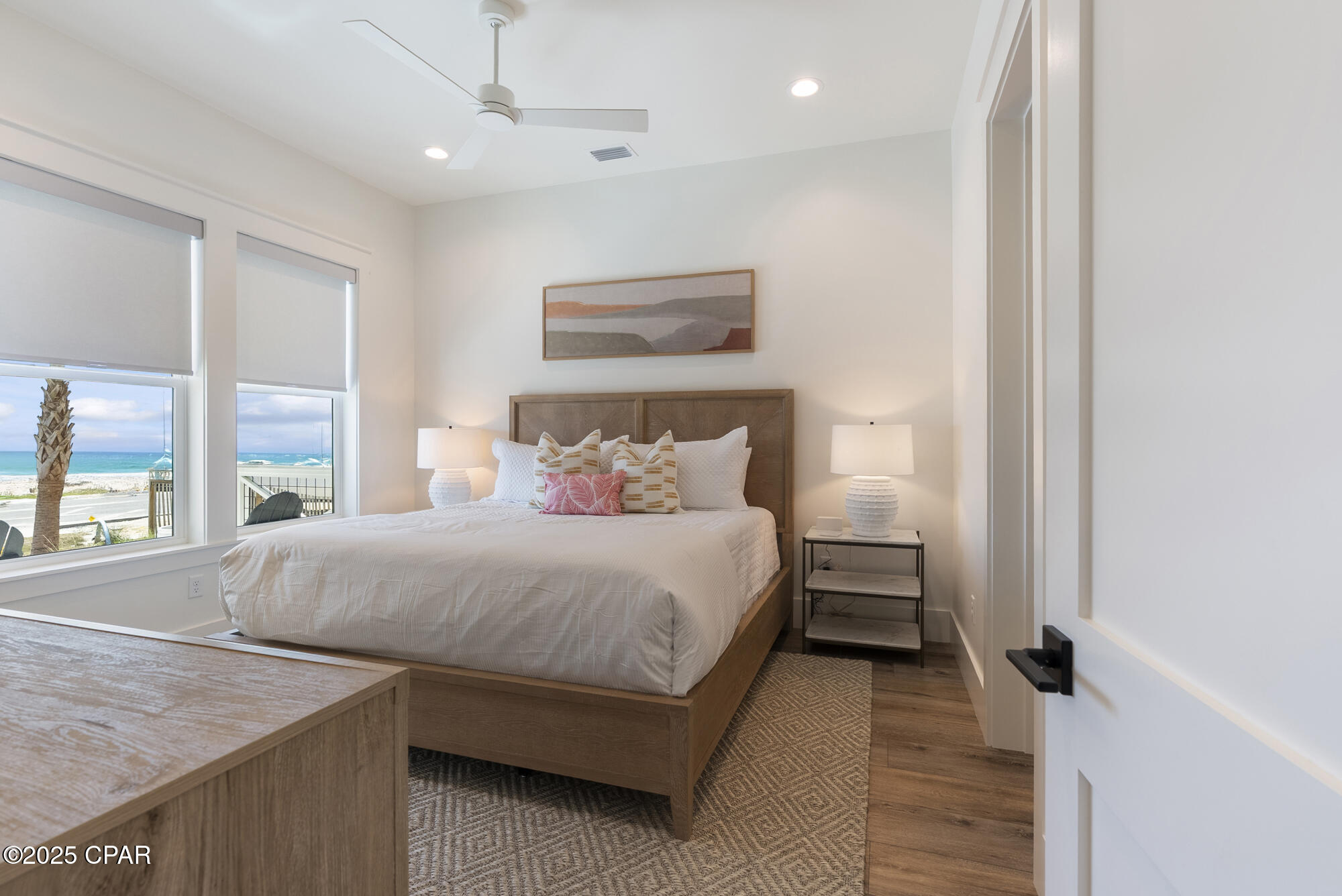 Image 11 For 5936 Gulf Drive