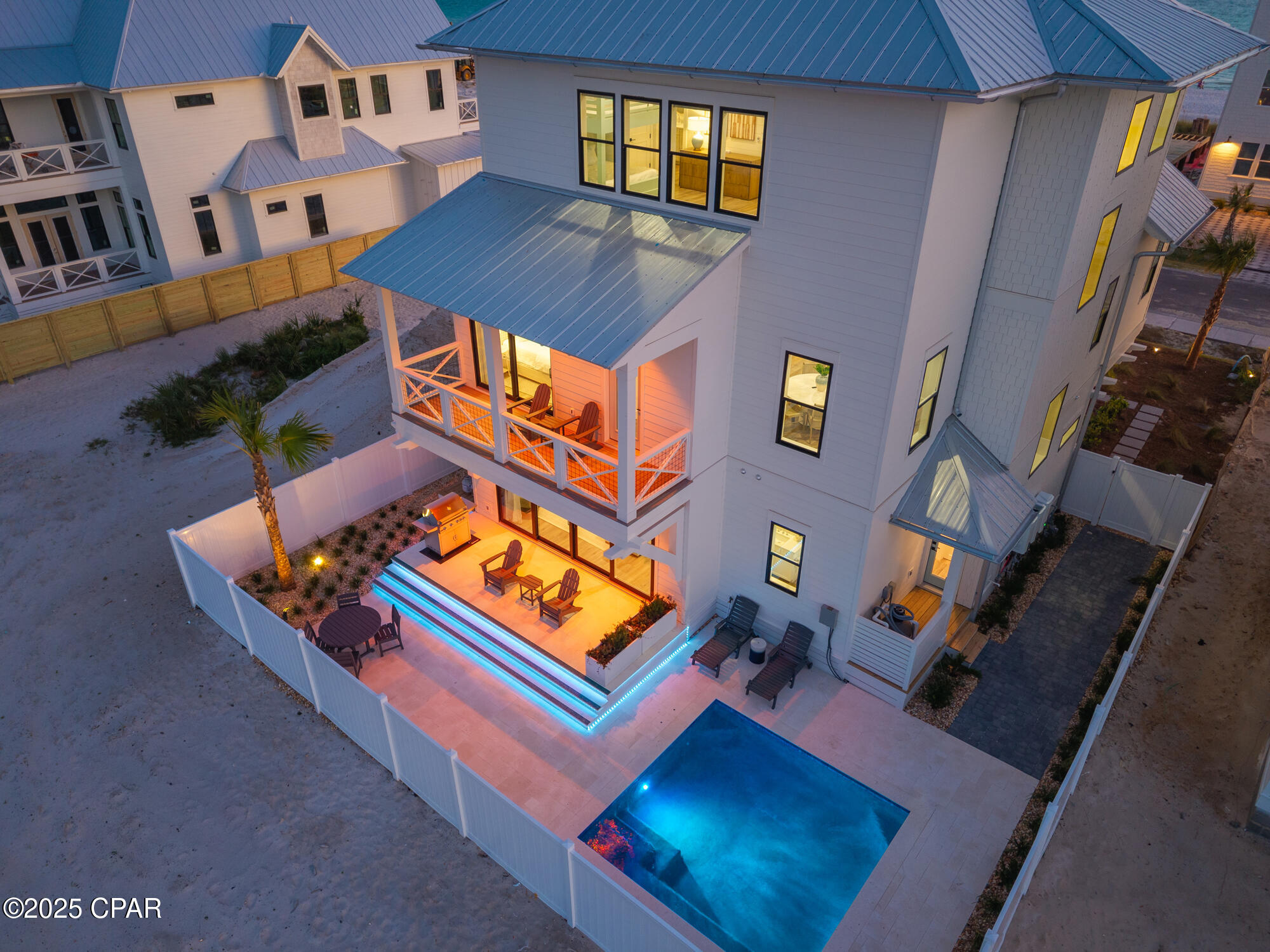 Image 3 For 5936 Gulf Drive