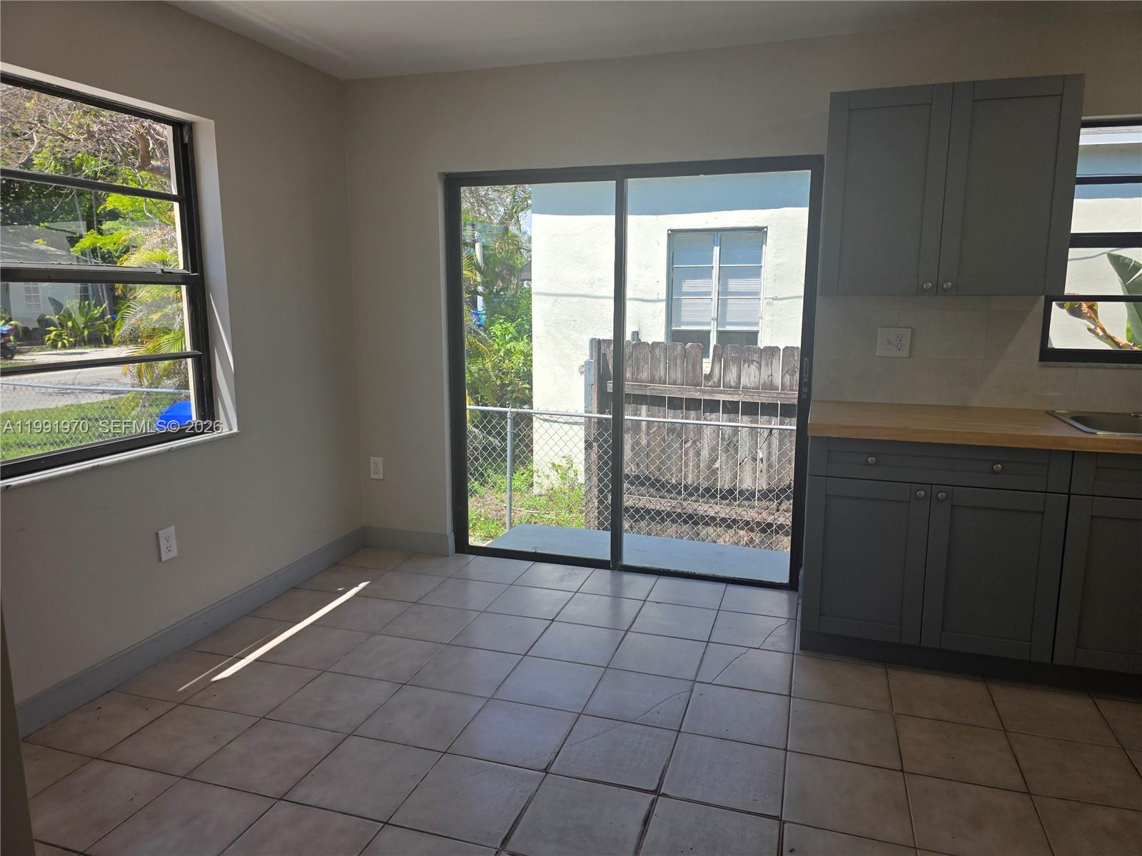 Property photo # 8