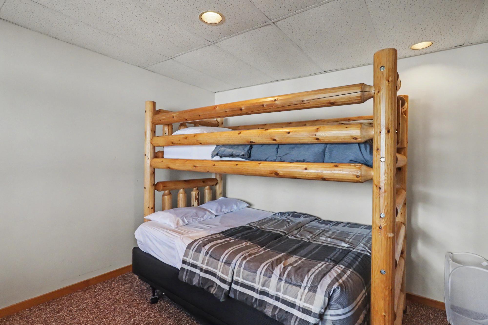 Pickerel Lake (N) Property 7003 Pickerel Lake Rd Photo 23