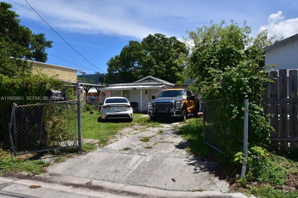 Homes for sale in Miami, FL | 2410 Nw 7th Ct, Miami, FL 33127 | MLS# A11993951