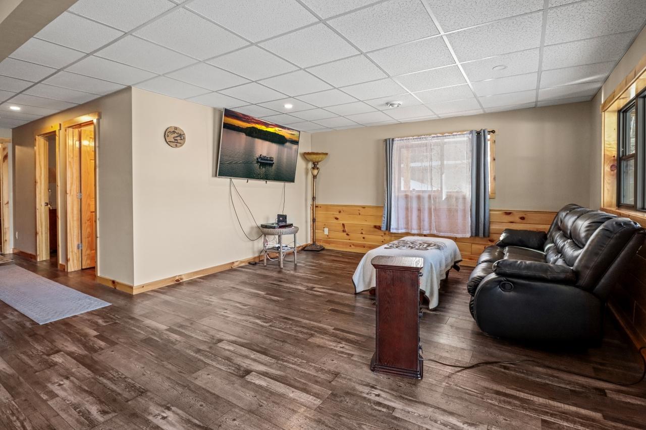 Shishebogama Lake Property 1055 Shishebogama Dr Photo 18