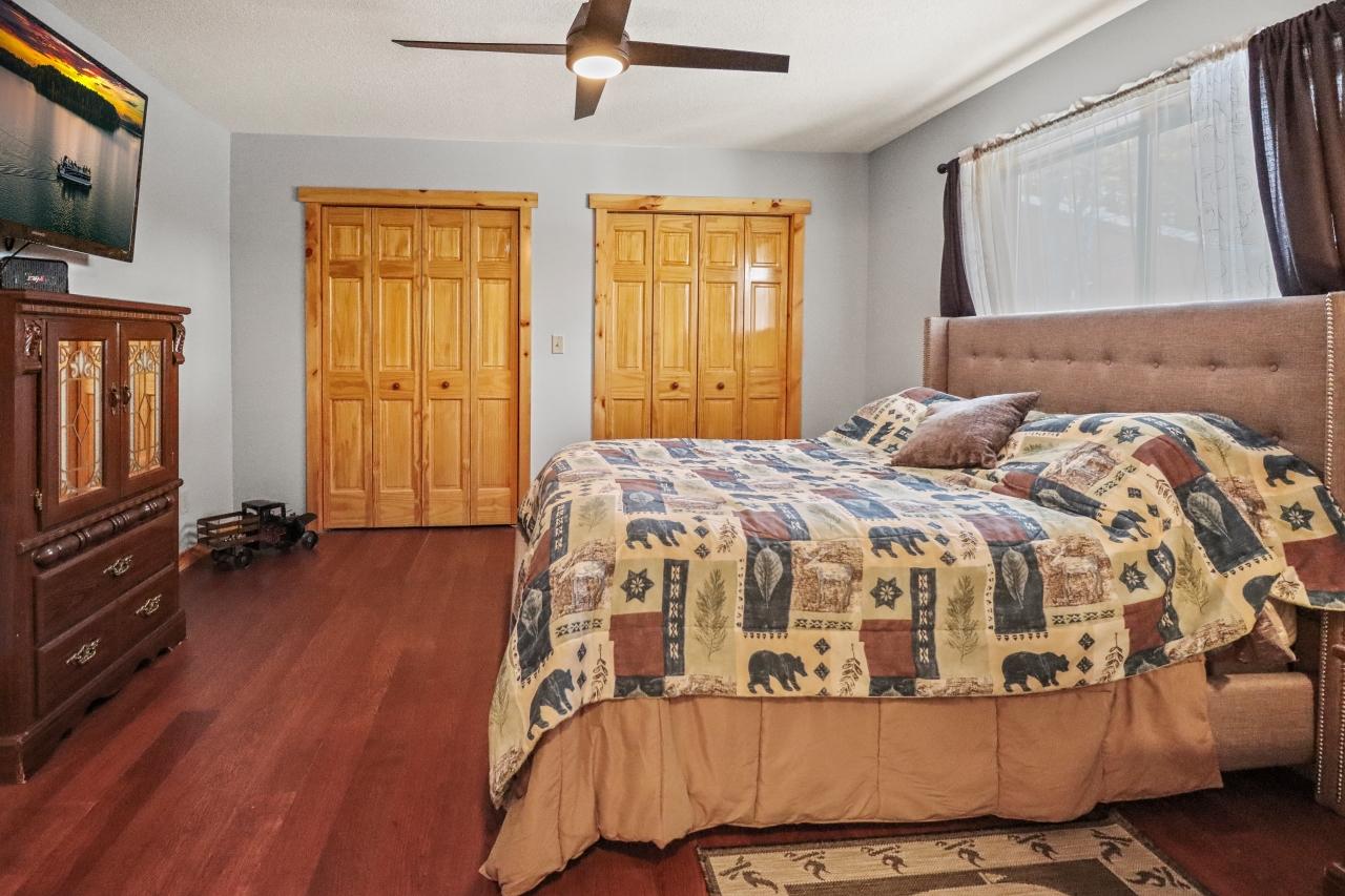 Shishebogama Lake Property 1055 Shishebogama Dr Photo 9