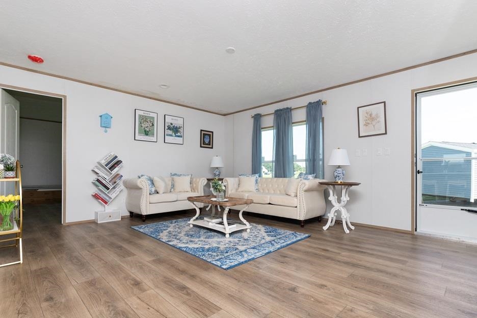 233 Glenda Loop 