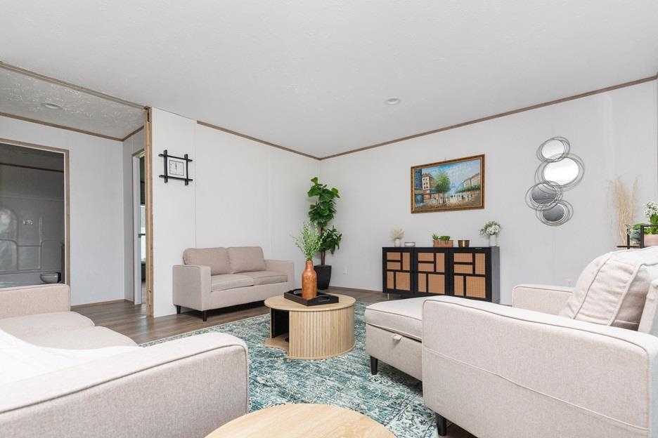 233 Glenda Loop 