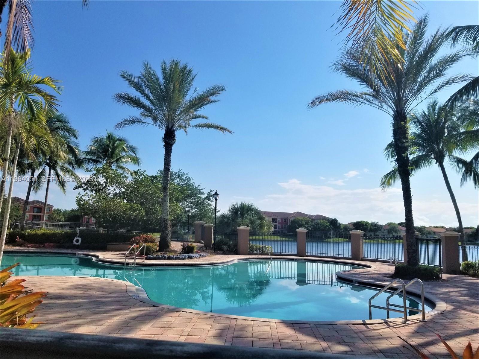 El-Ad Villaggio Condo Bld