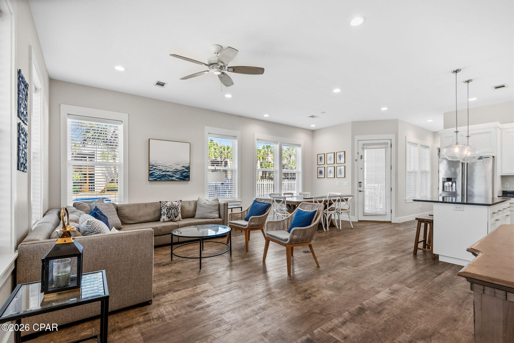 Image 4 For 5518 Gulf Drive