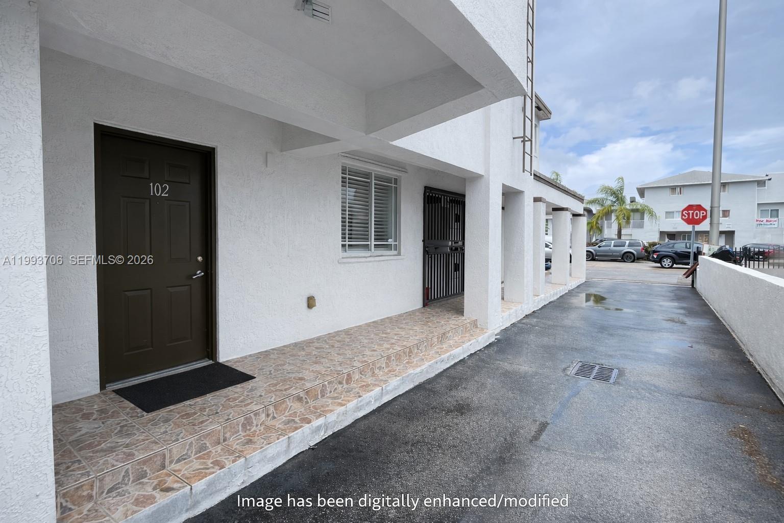 Property photo # 4