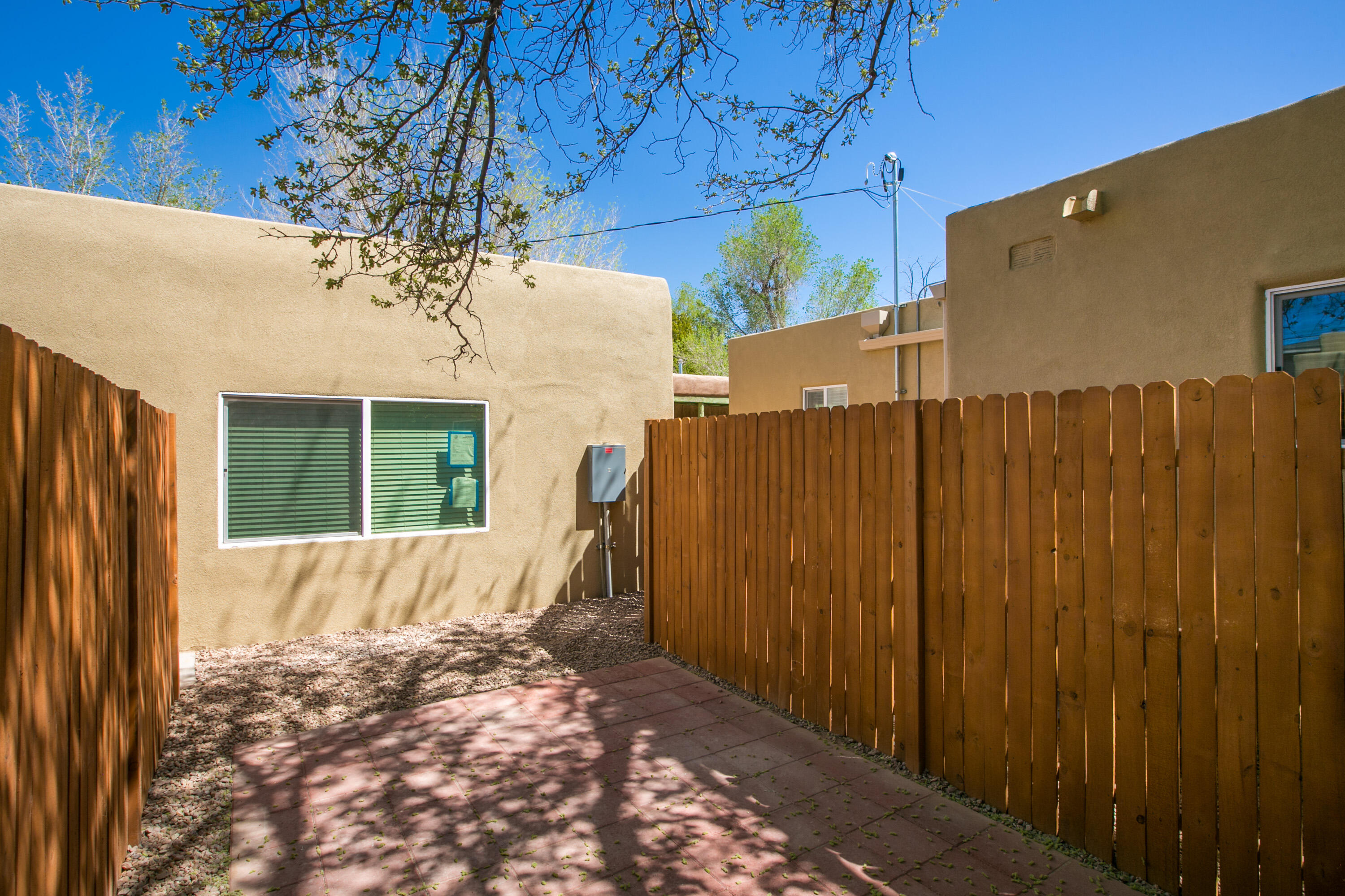 34th image of 635 Adams St Ne, Albuquerque, NM 87110 | MLS# 1100981
