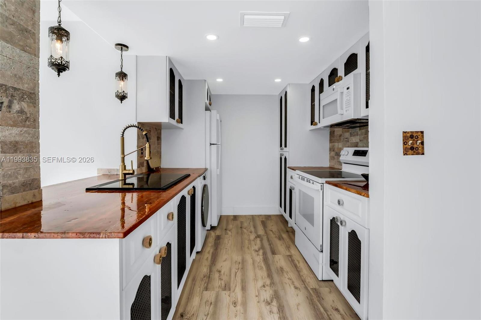Property photo # 8