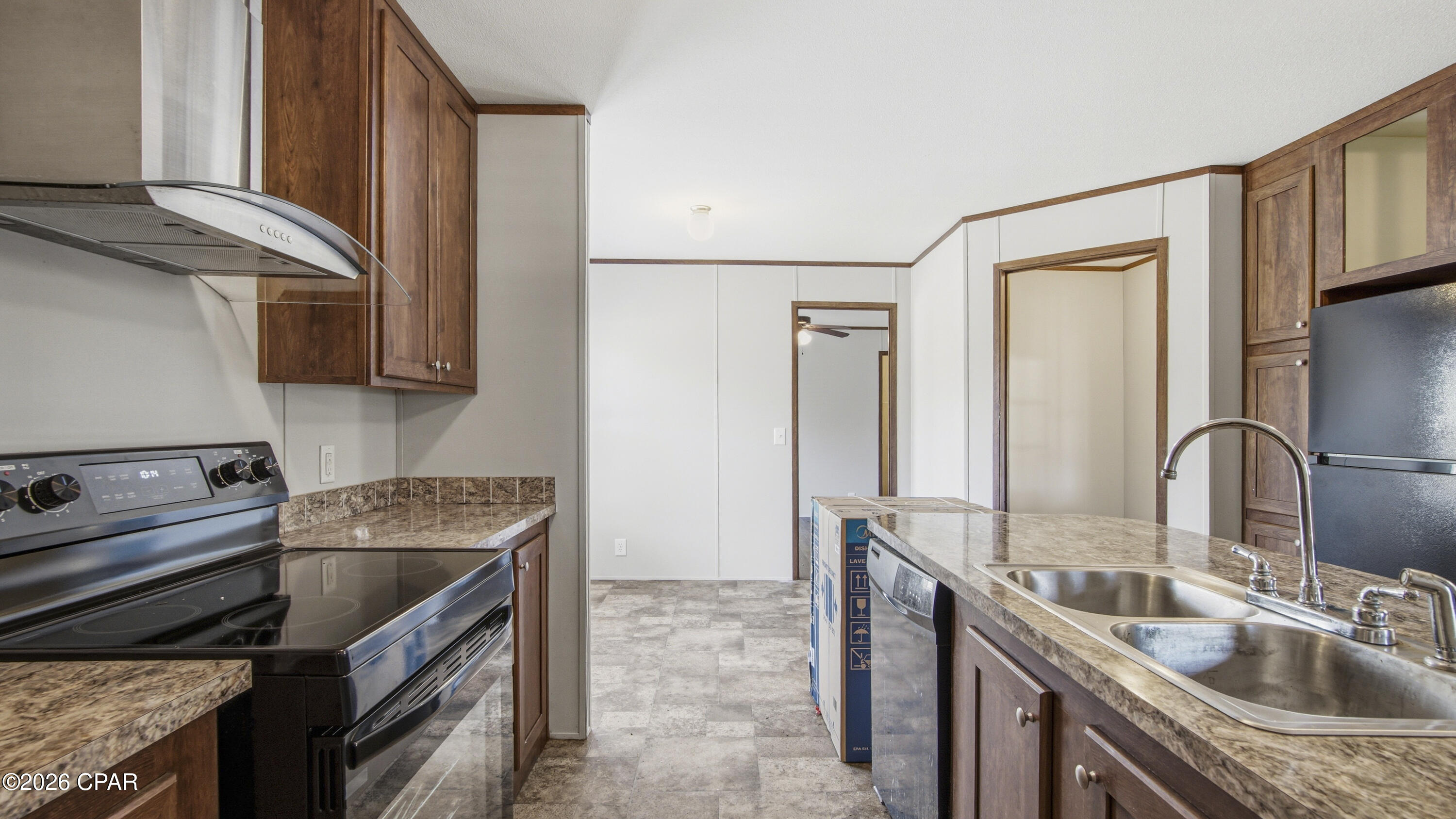 Image 6 For 1884 Bayview Lane