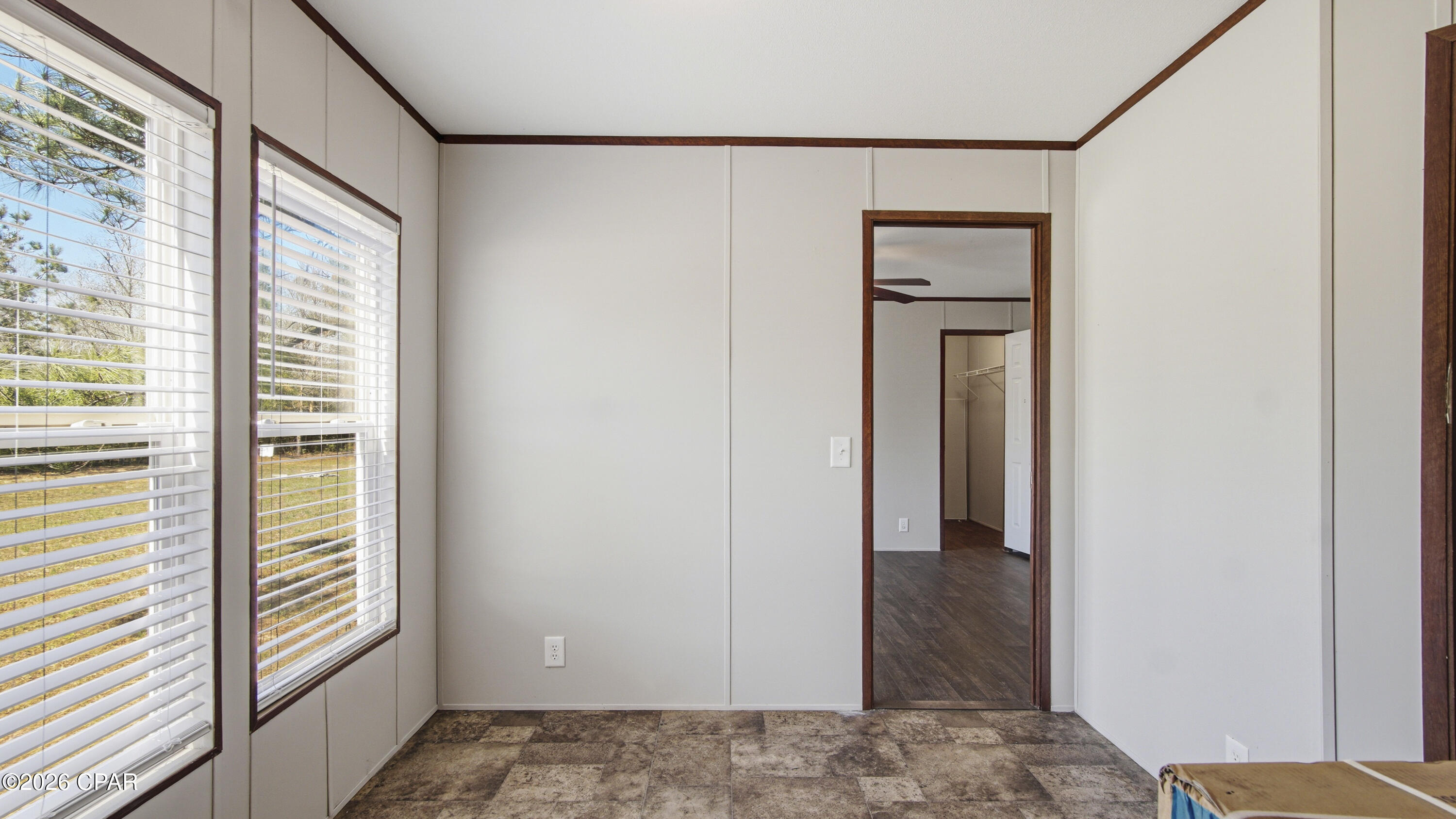 Image 8 For 1884 Bayview Lane