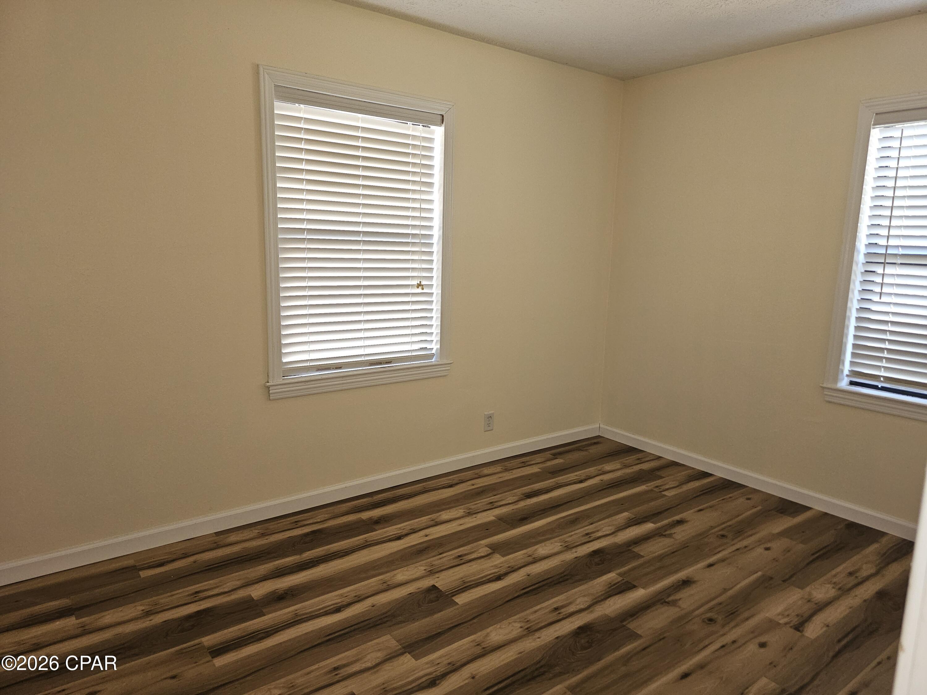 Image 25 For 1026 12th Court