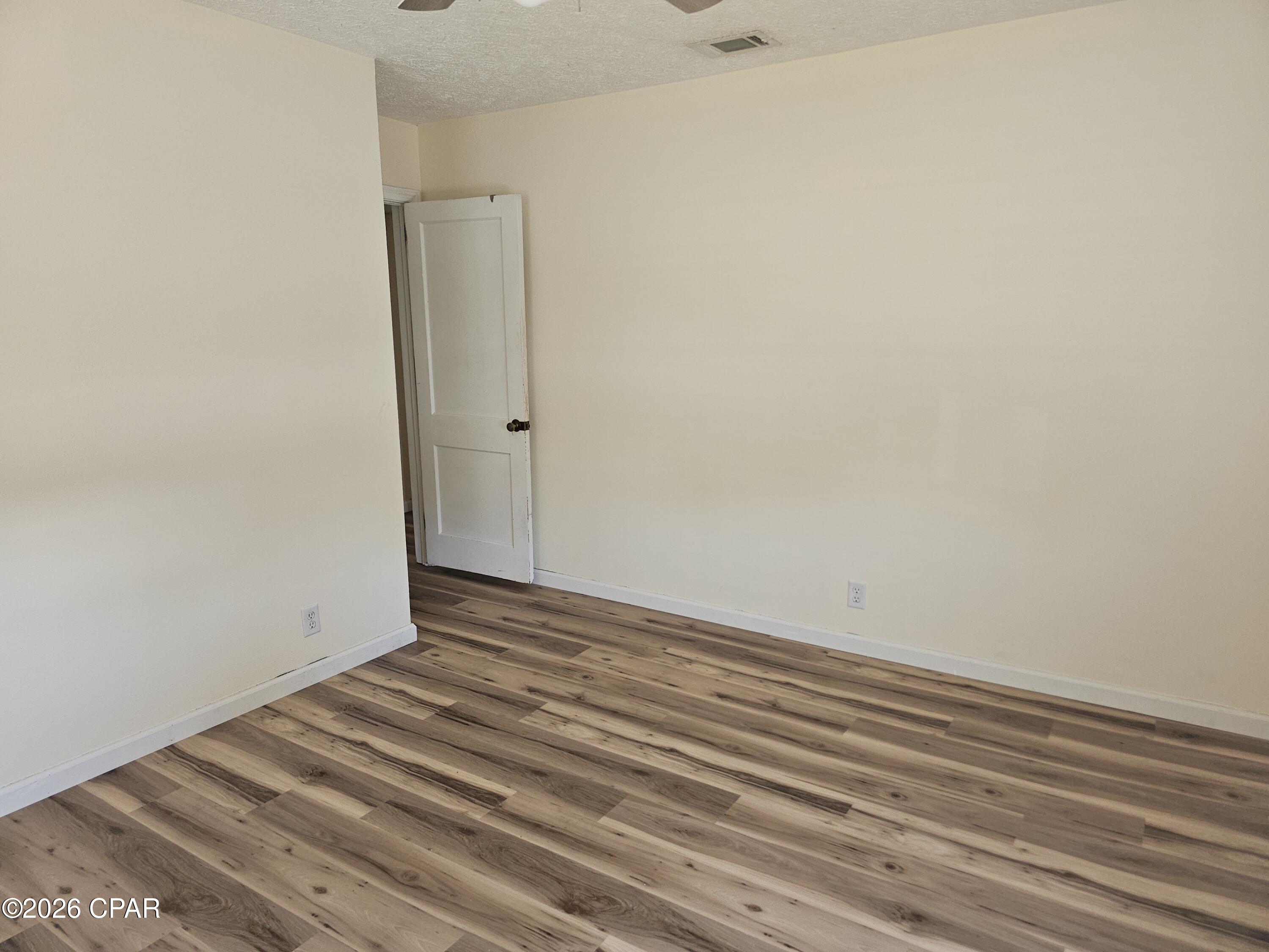 Image 26 For 1026 12th Court