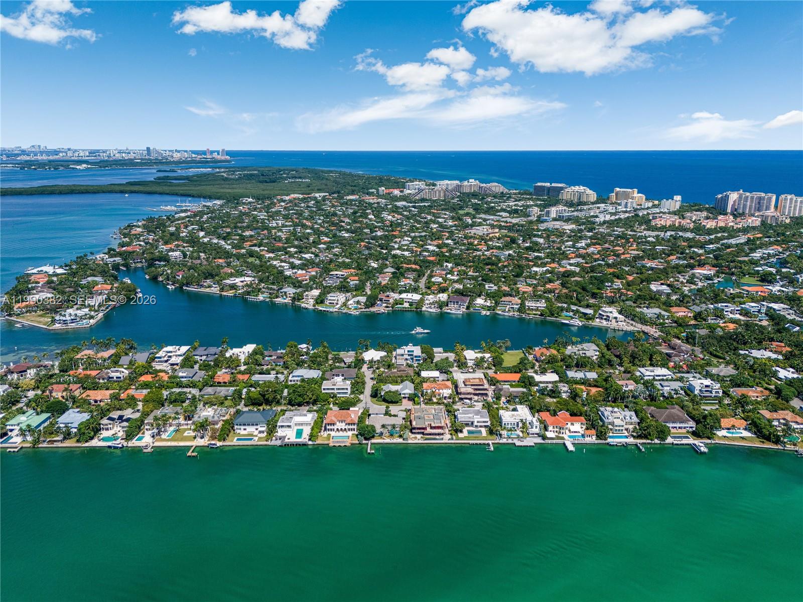 640 Mashta Dr Key Biscayne, FL 33149