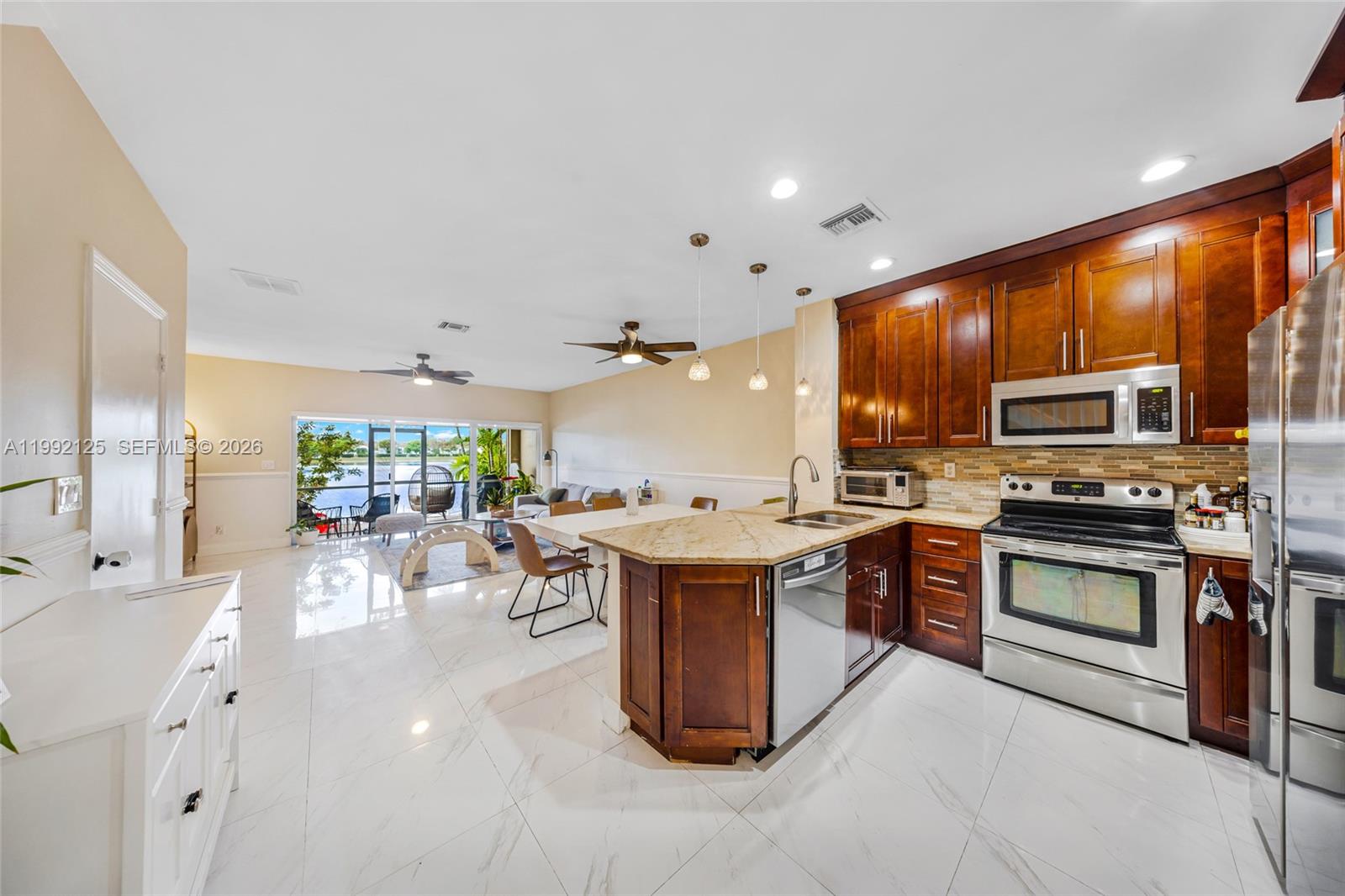 Homes for sale in Pembroke Pines, FL | 12158 Sw 5th Ct, Pembroke Pines, FL 33025 | MLS# A11992125