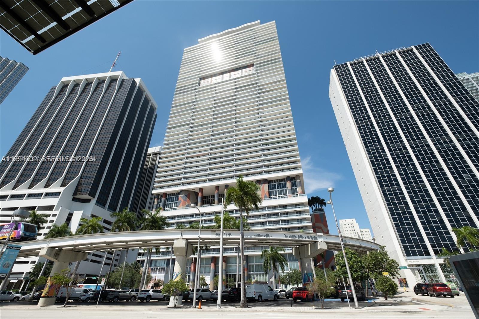 50 Biscayne Condo