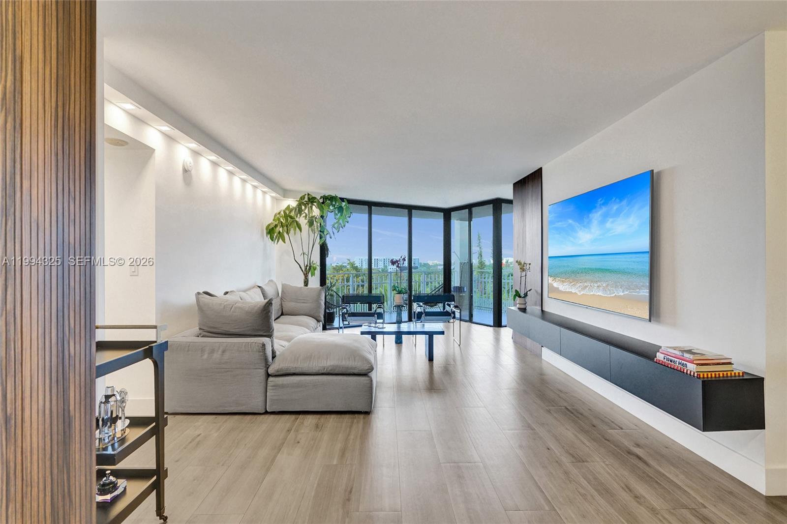 Towers Of Quayside Condo