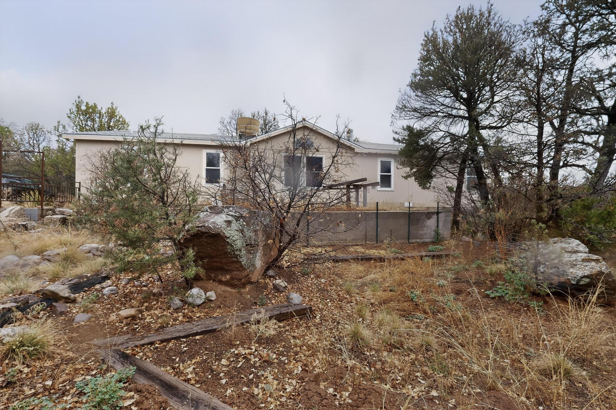 Homes for sale in Edgewood, NM | 82 Jesse James Rd, Edgewood, NM 87015 | MLS# 1101021