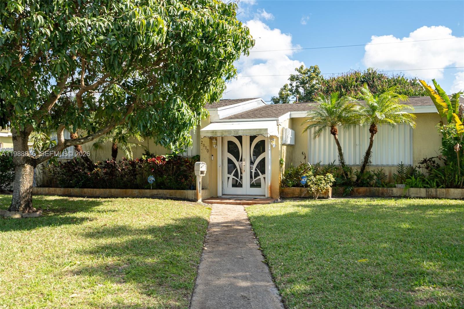 Fleetwood Gardens Sec 1