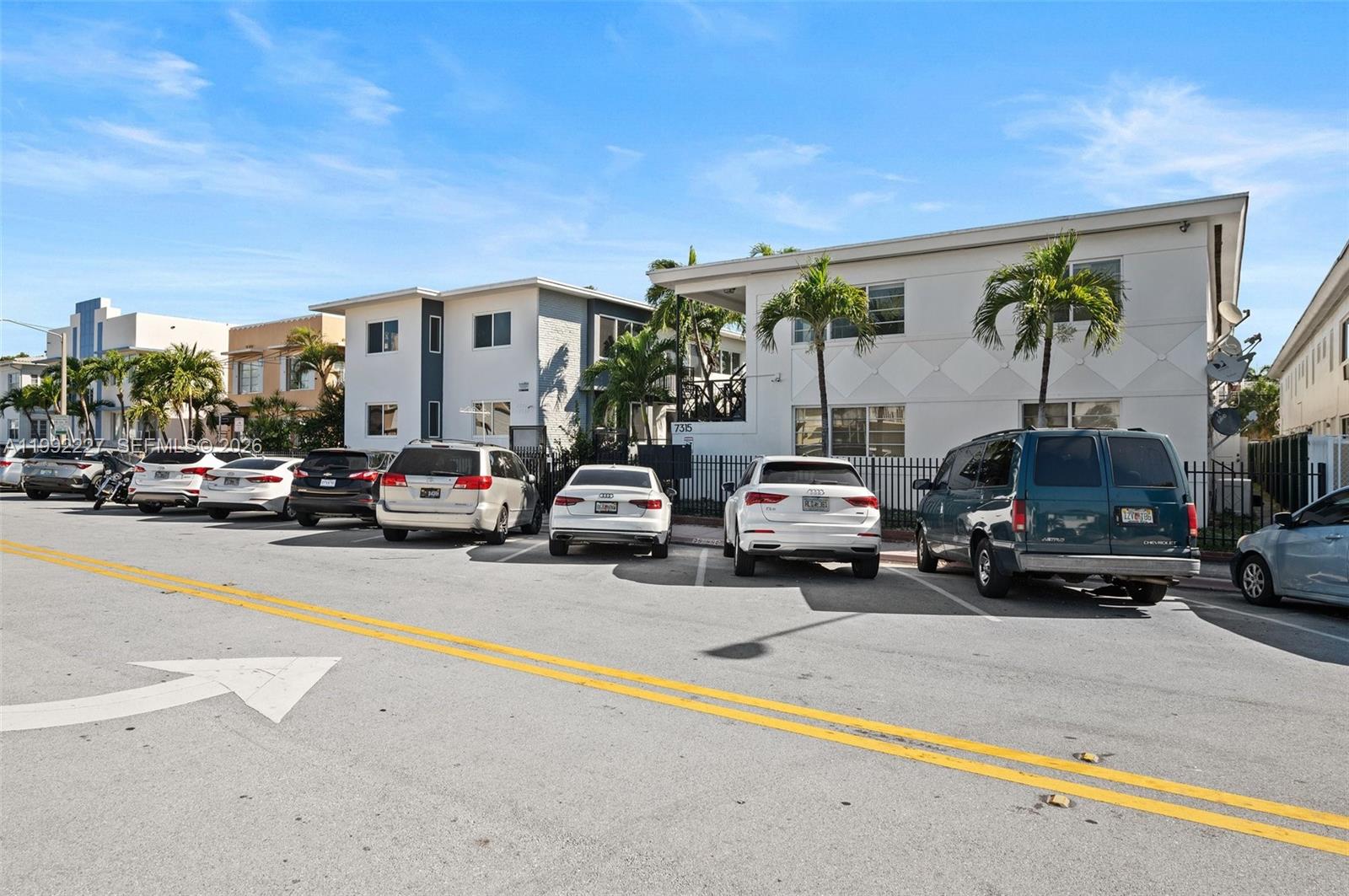 7315 Byron Ave Condo