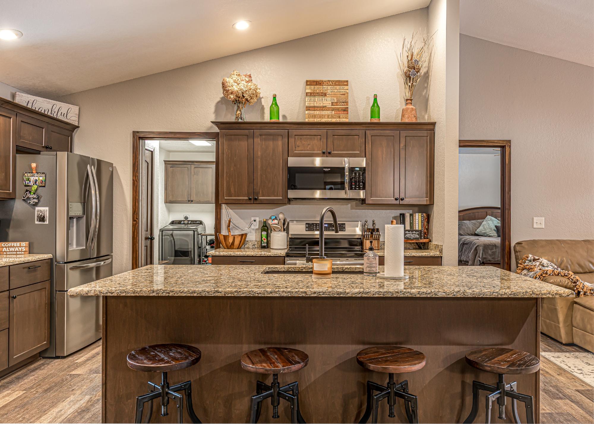 Patricia Lake Property 10228 Falcon Ridge Rd Photo 7