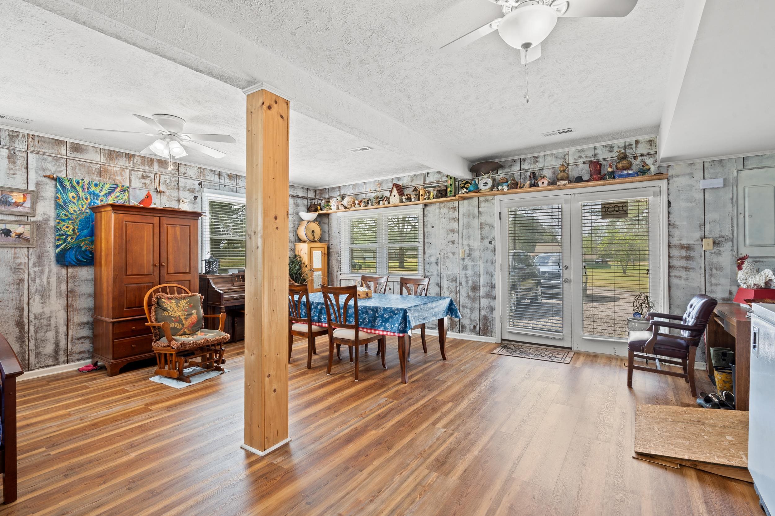 2608711 | Photo 37