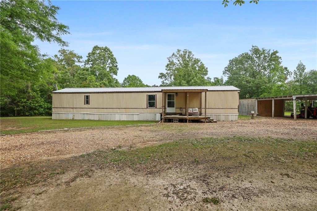 Homes for sale in Springfield, LA | 16520 Pine Ln, Springfield, LA 70462 | MLS# 2551064