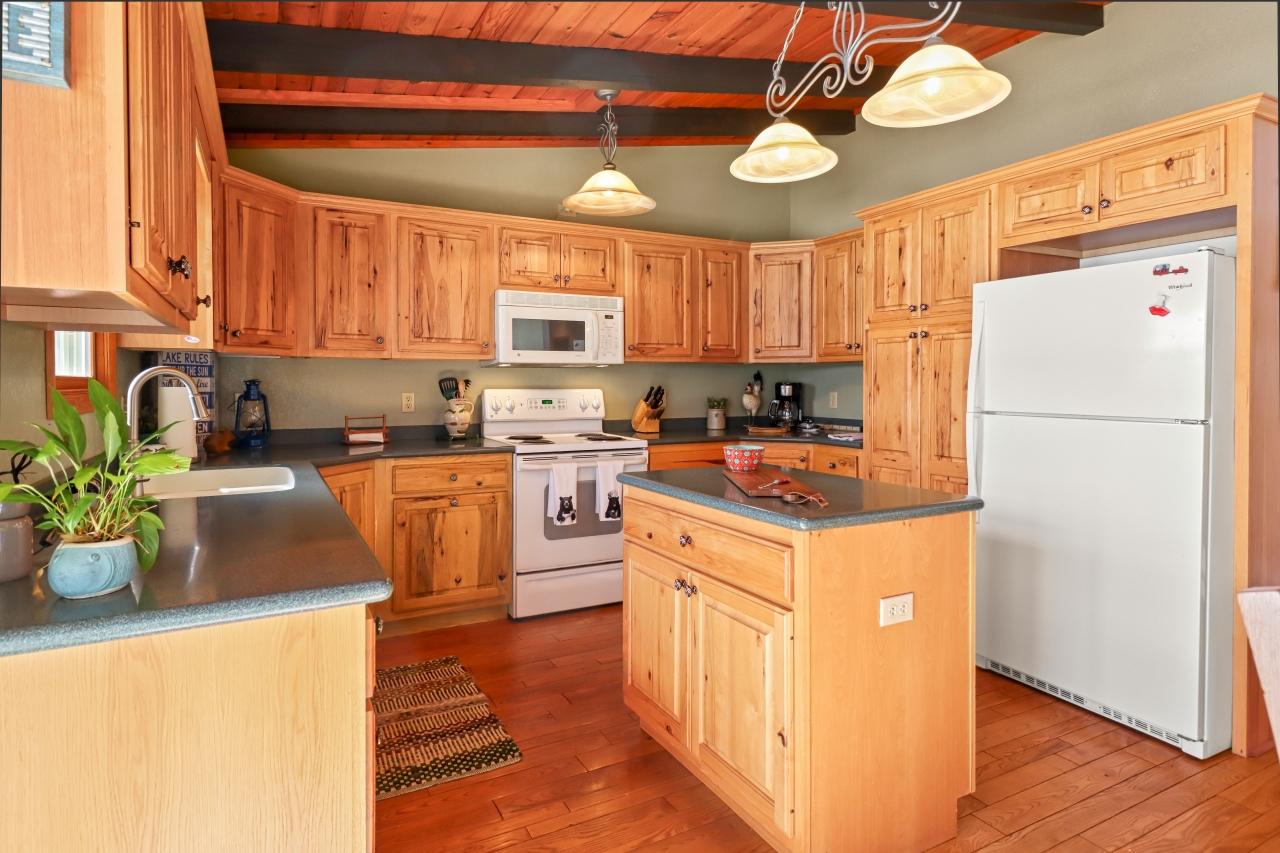 Johnson Lake Property 1175 Hwy 47 Photo 5