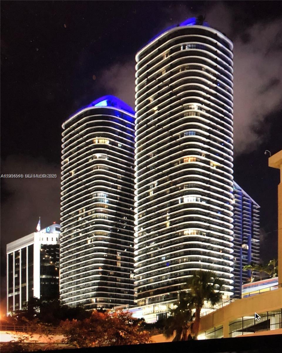 Brickell Heights West Con
