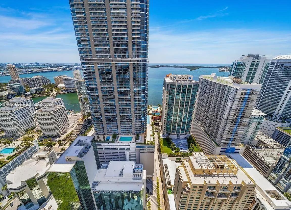 1060 Brickell Condo