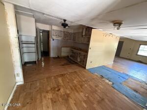 Image 20 For 460 Marten Lane