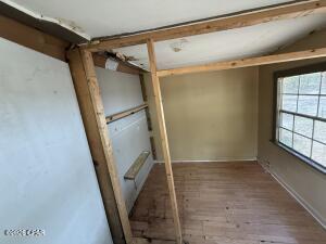 Image 25 For 460 Marten Lane