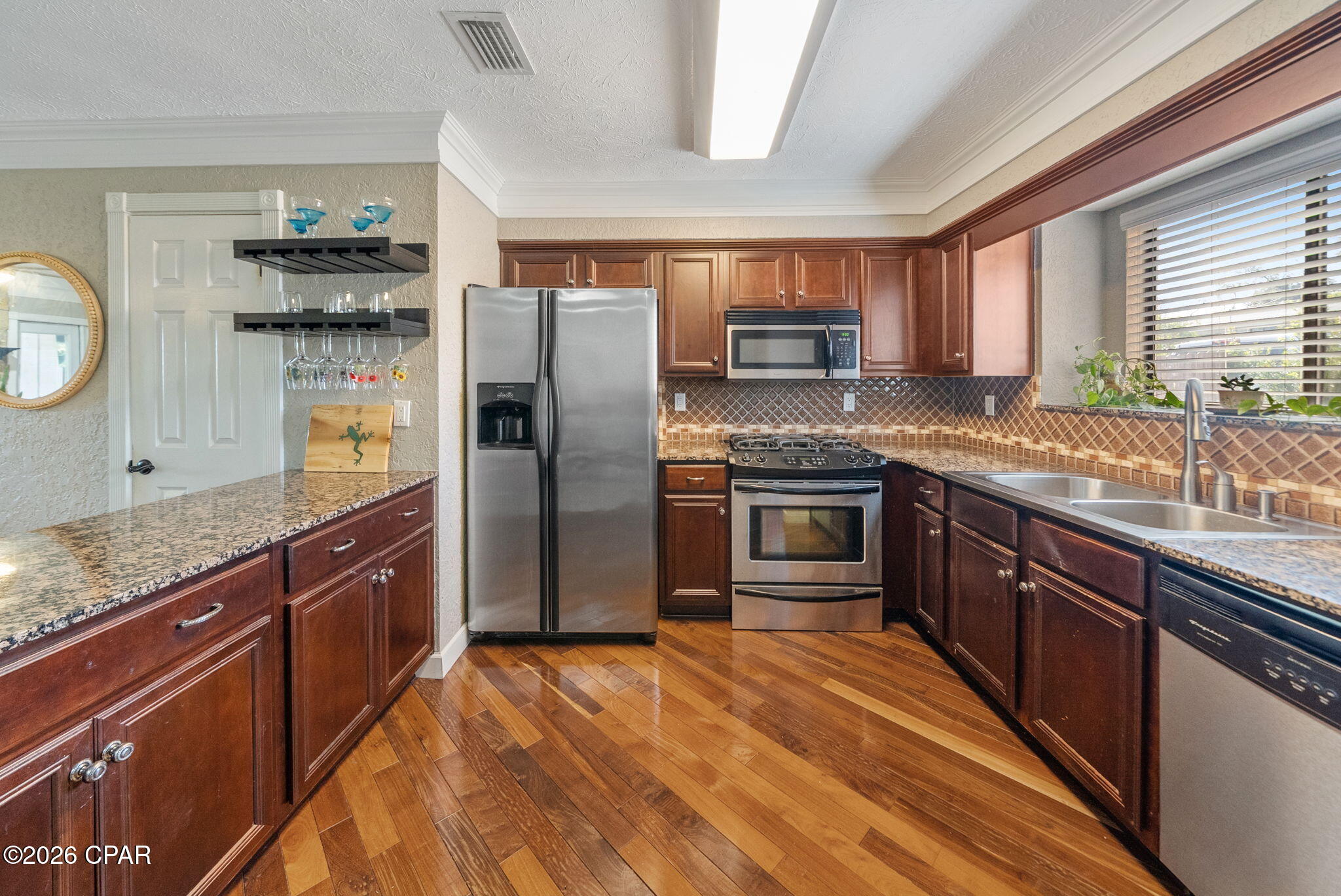 Image 4 For 4915 Lakewood Drive