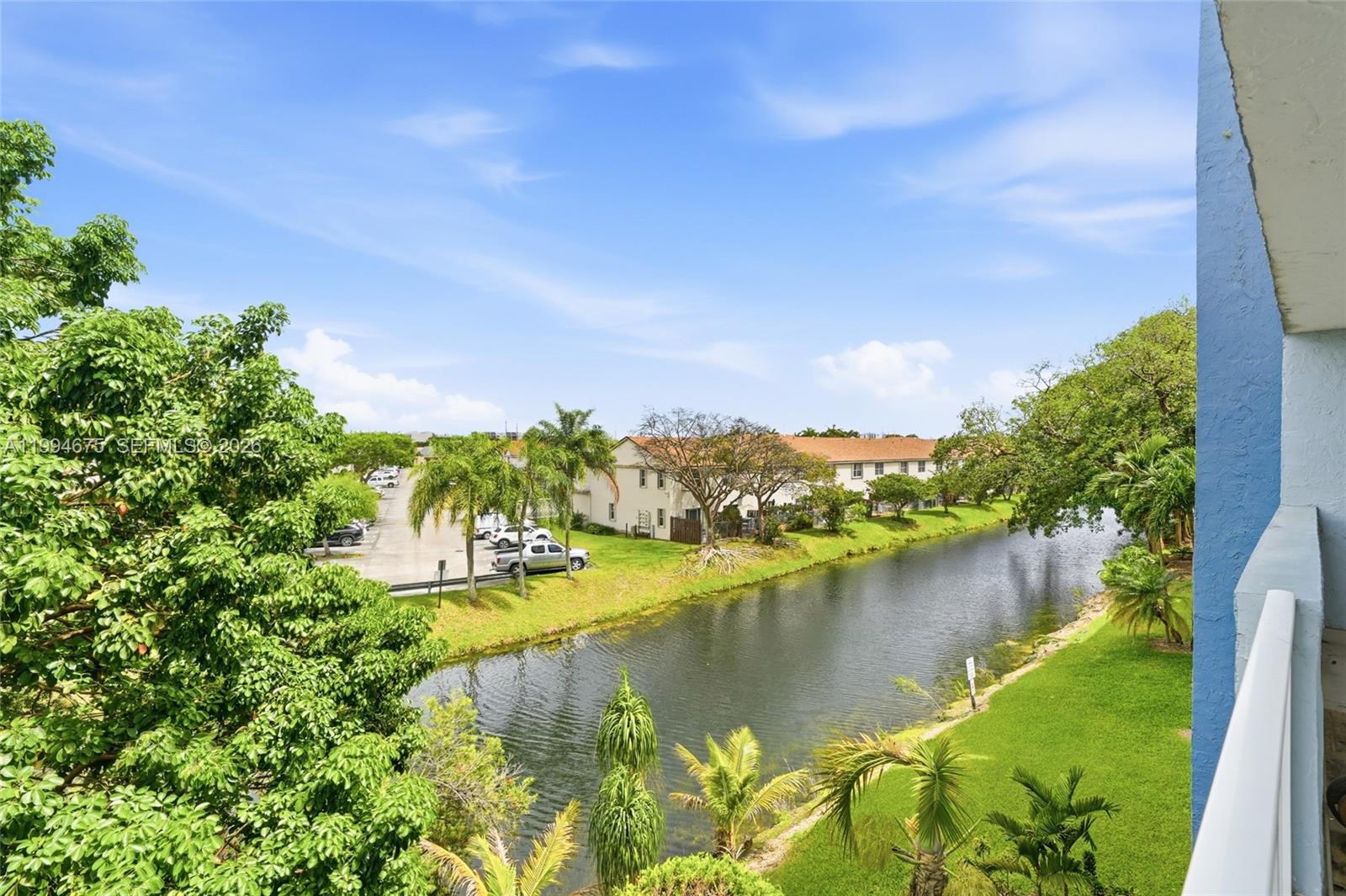 The Beach Club Fontainebl