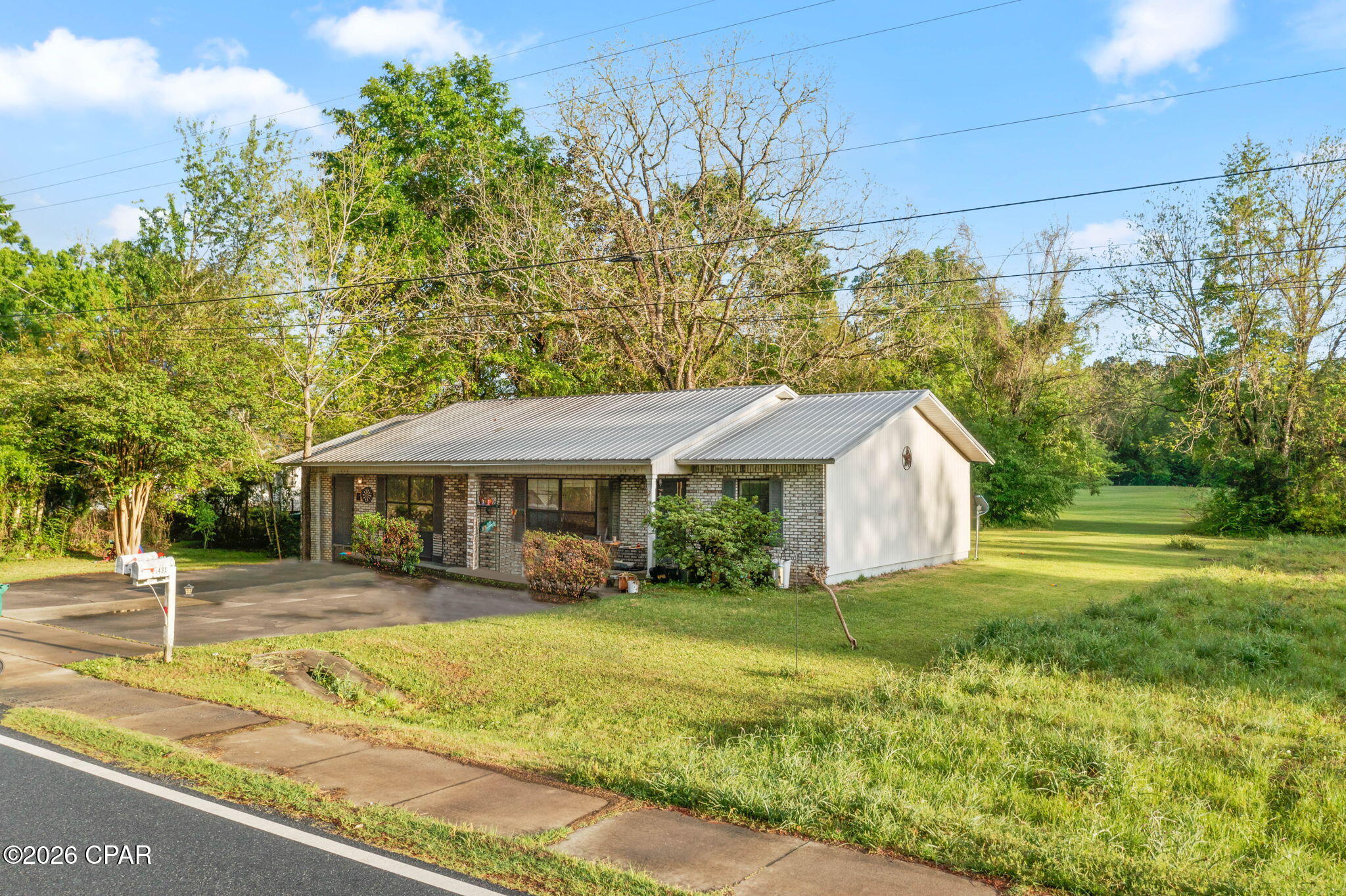 Image 4 For 1433 South Boulevard