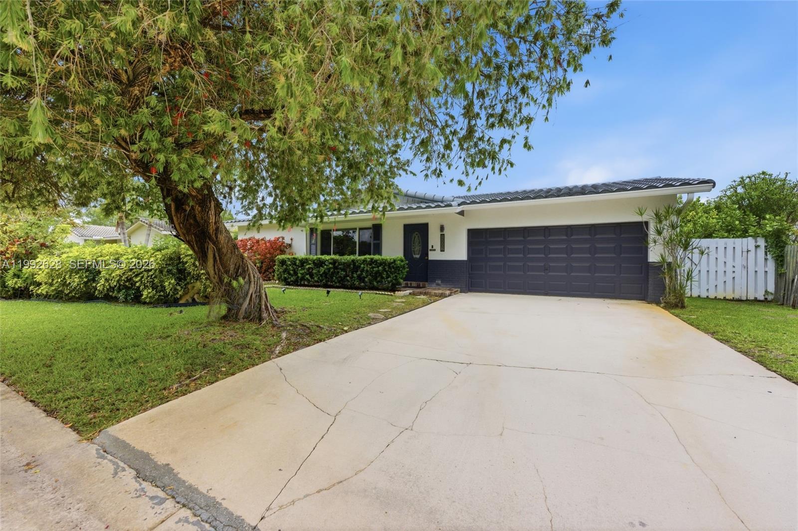 Property photo # 0