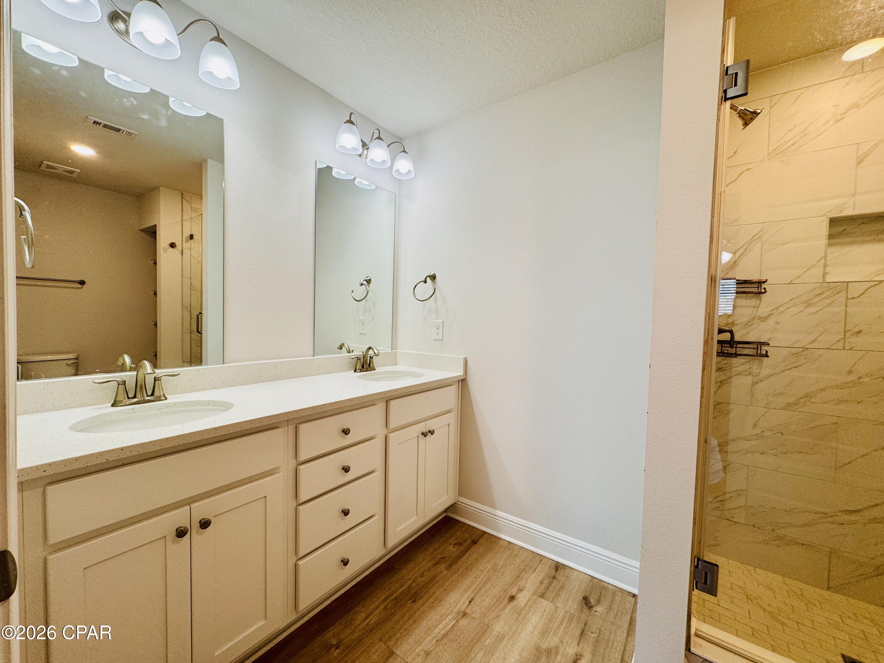 Image 17 For 10 Renea Cove