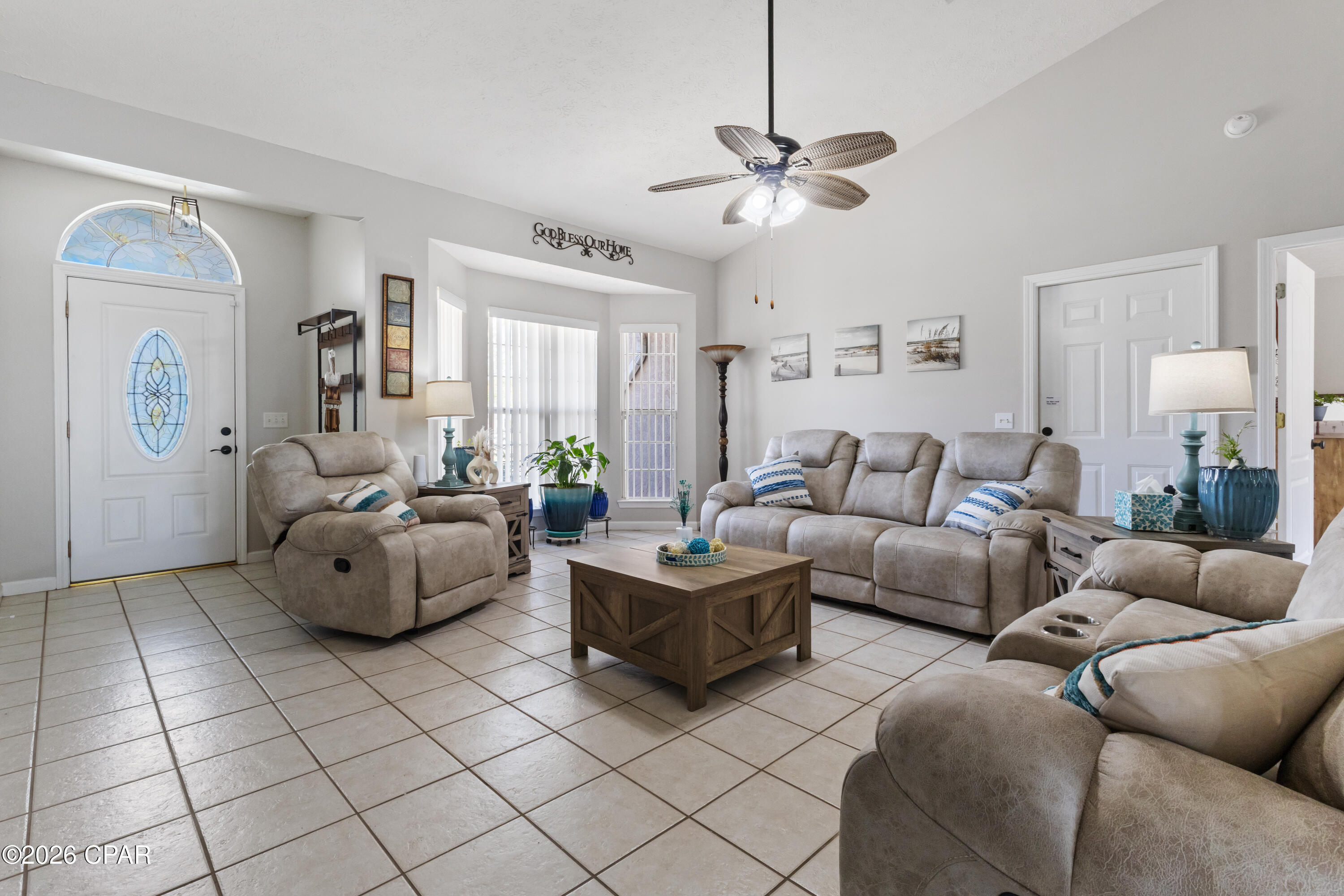 Image 3 For 7110 Maxwell Court