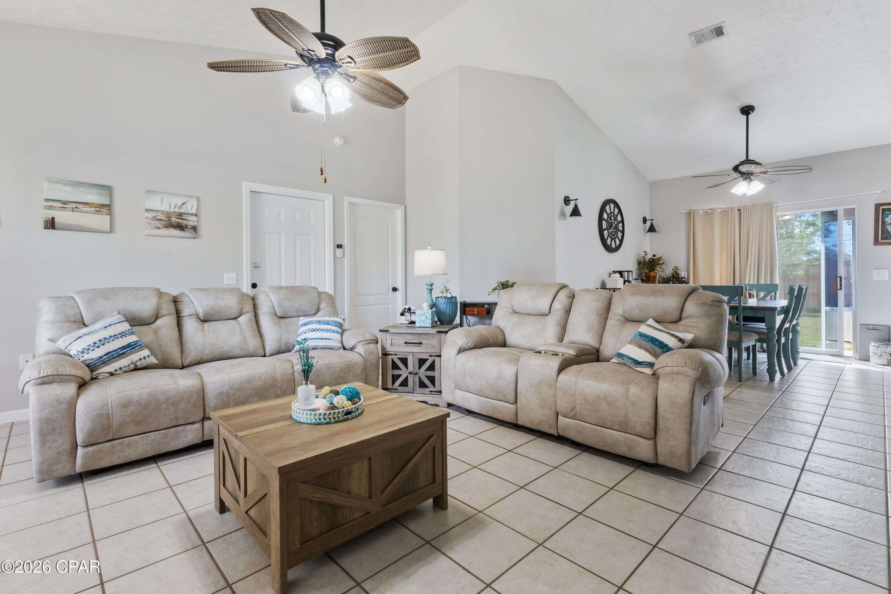 Image 4 For 7110 Maxwell Court